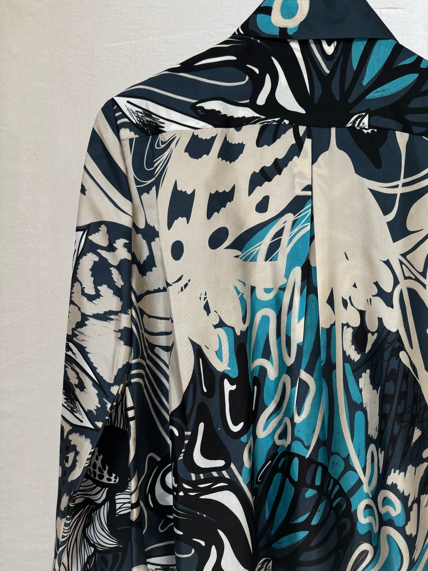CAMISA CLASICA SLIM FIT SEDA MARIPOSA BLUE