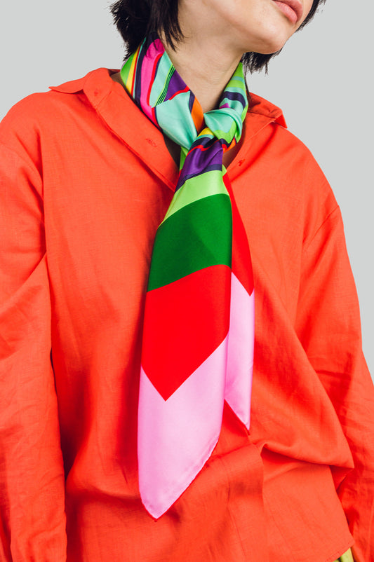 PAÑUELO ROSETON FUCSIA