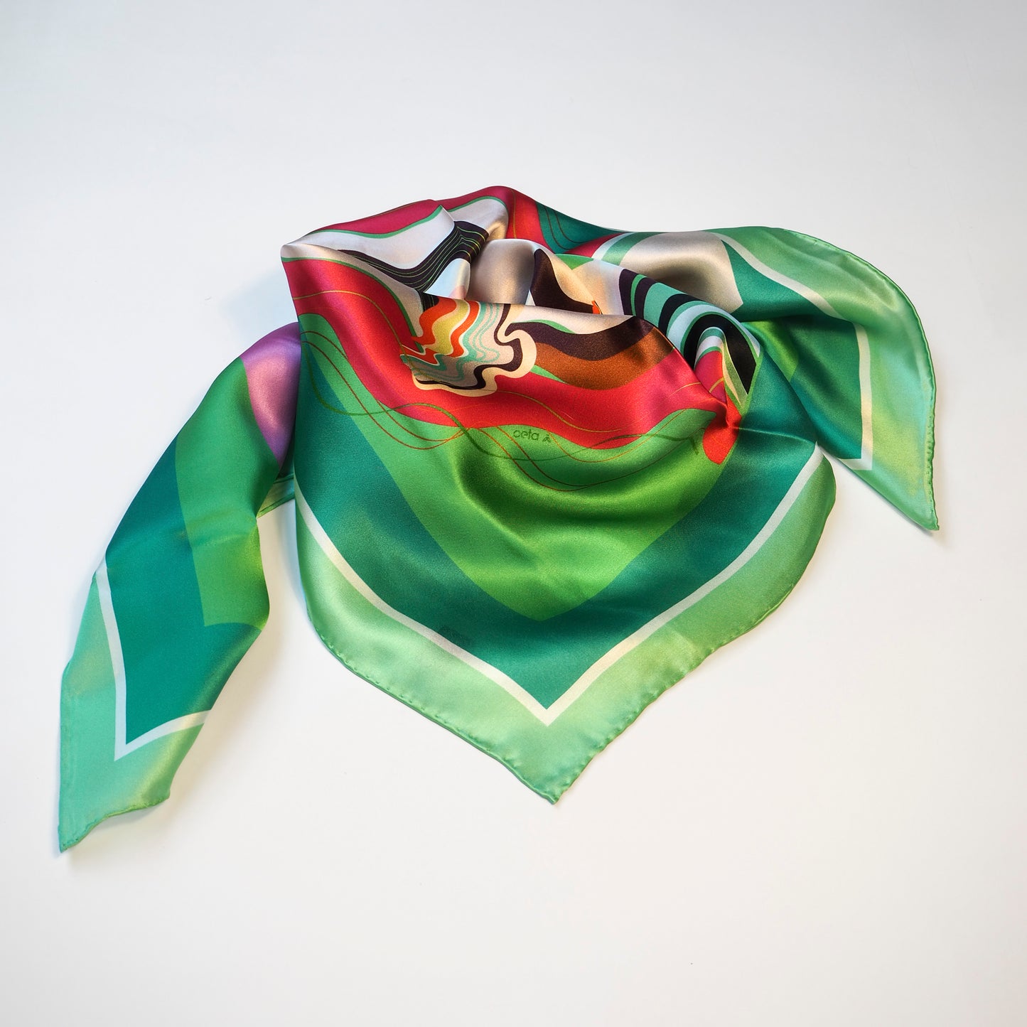 PAÑUELO ROSETON VERDE